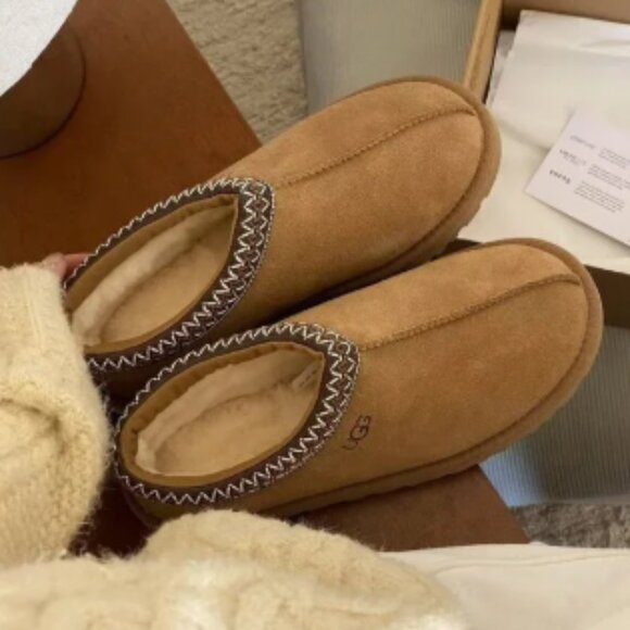 UGG Tasman Slipper Chestnut - Picture 9 of 9